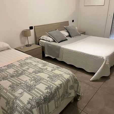 Le 2 Torri Apartment Специя Екстериор снимка