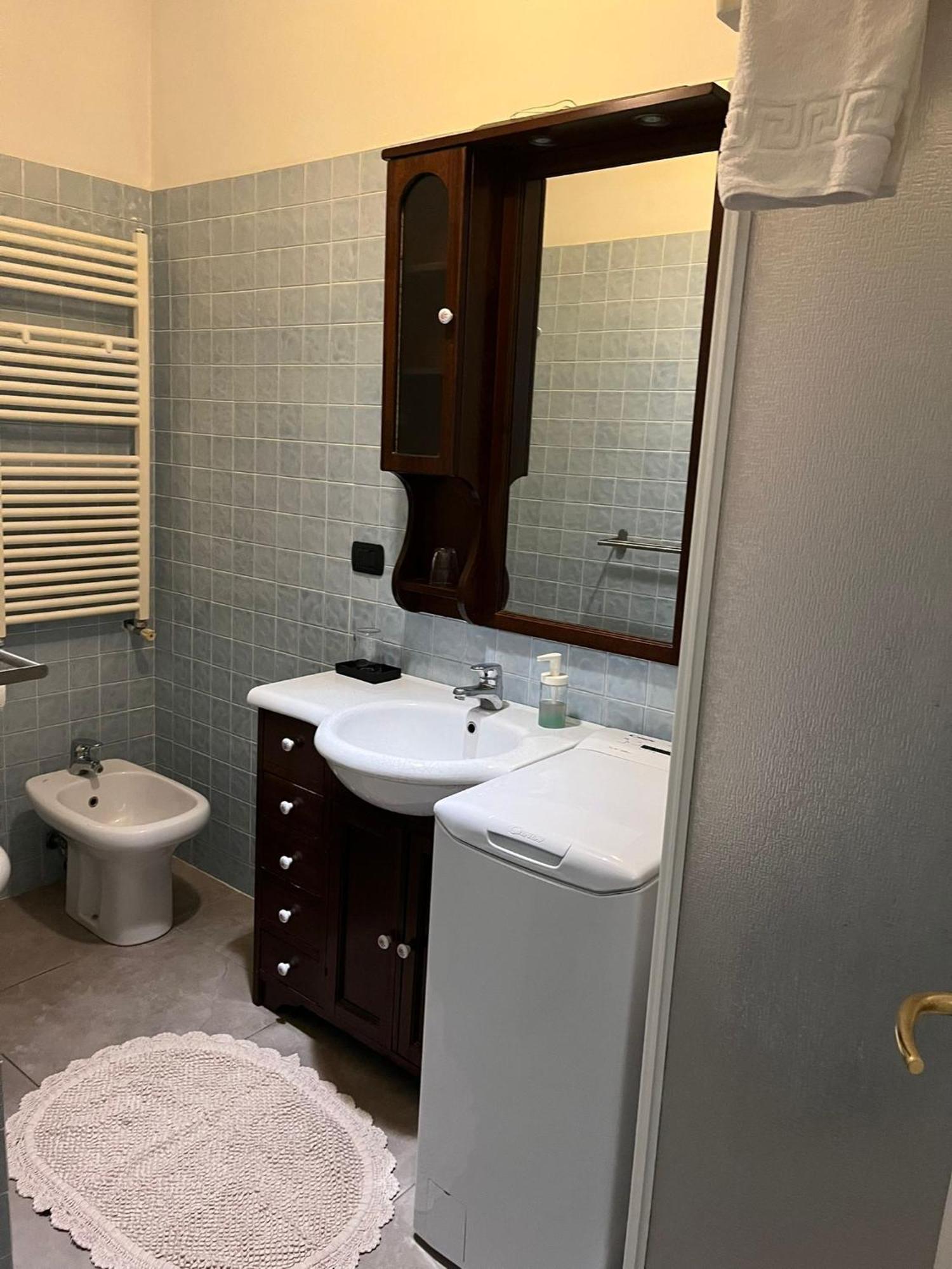 Le 2 Torri Apartment Специя Екстериор снимка